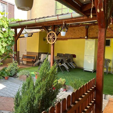 Vila Arjana Orşova Extérieur photo