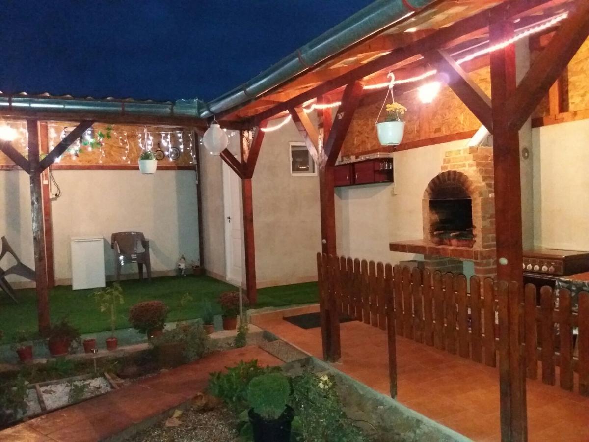 Vila Arjana Orşova Extérieur photo
