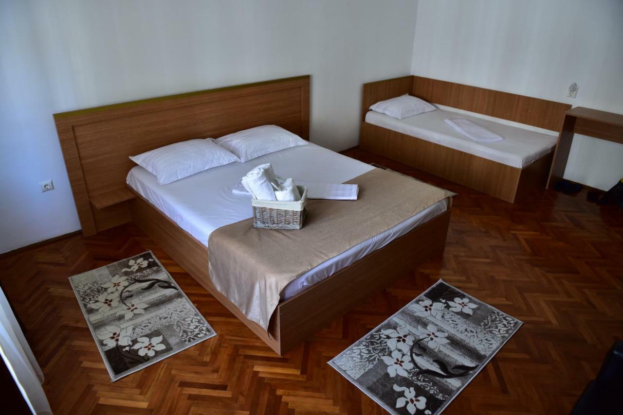 Vila Arjana Orşova Extérieur photo