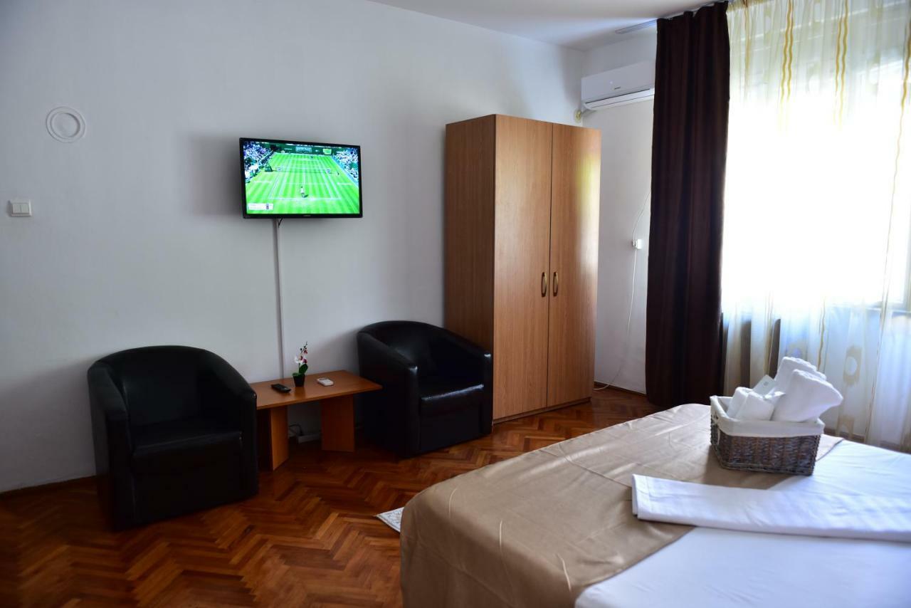 Vila Arjana Orşova Extérieur photo