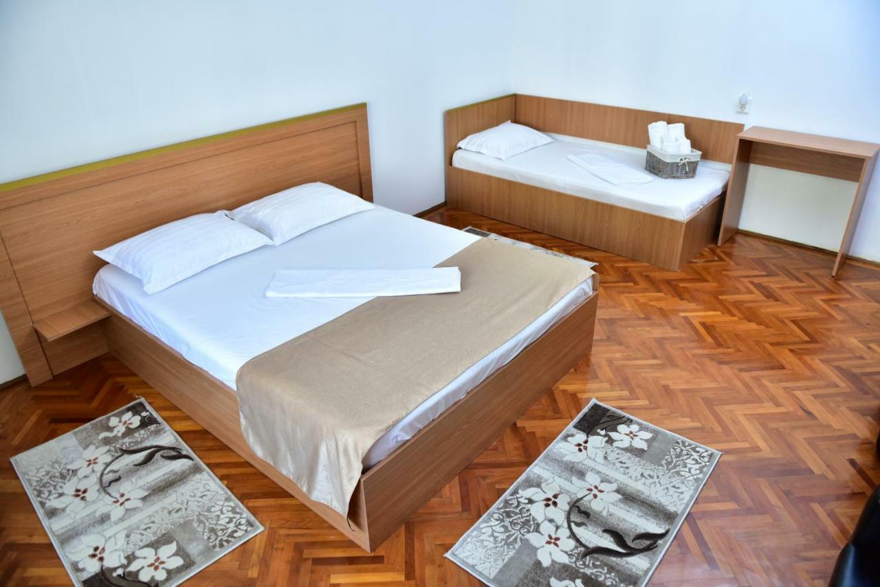 Vila Arjana Orşova Extérieur photo