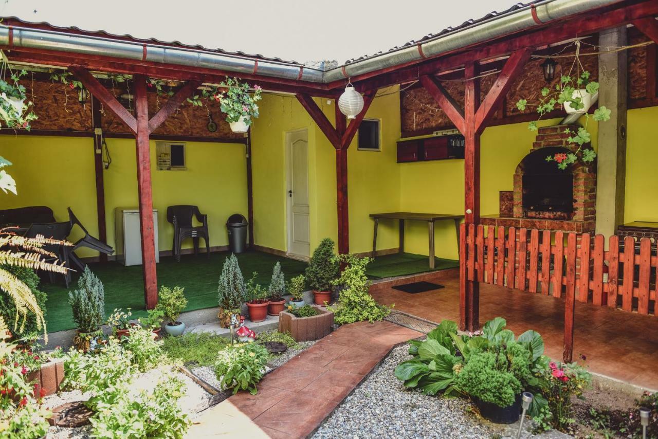 Vila Arjana Orşova Extérieur photo
